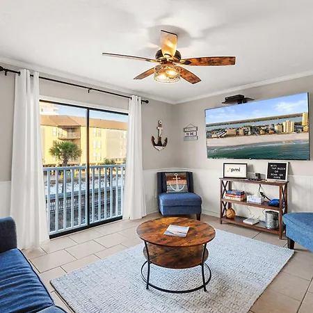Beachfront - 2 Bedrooms - Big Screen Tv
