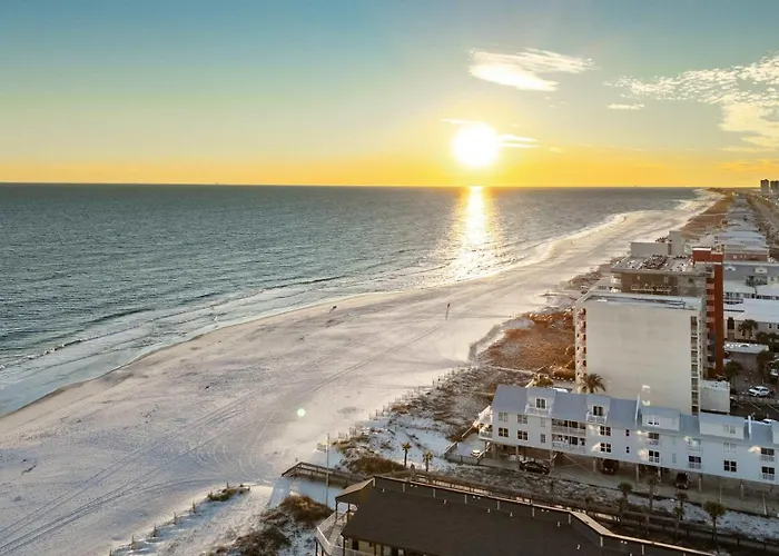 Beachfront - 2 Bedrooms - Big Screen Tv Holiday home *