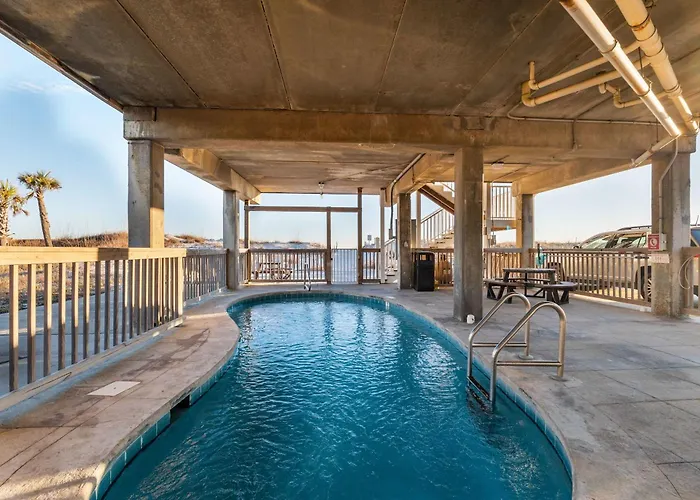 Holiday home Beachfront - 2 Bedrooms - Big Screen Tv *