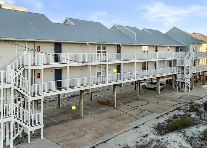 Holiday home Beachfront - 2 Bedrooms - Big Screen Tv